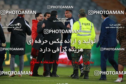 1560333, Tehran, Iran, لیگ برتر فوتبال ایران، Persian Gulf Cup، Week 11، First Leg، Persepolis 2 v 1 Foulad Khouzestan on 2021/01/18 at Azadi Stadium
