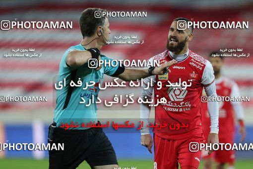 1561717, Tehran, Iran, لیگ برتر فوتبال ایران، Persian Gulf Cup، Week 11، First Leg، Persepolis 2 v 1 Foulad Khouzestan on 2021/01/18 at Azadi Stadium