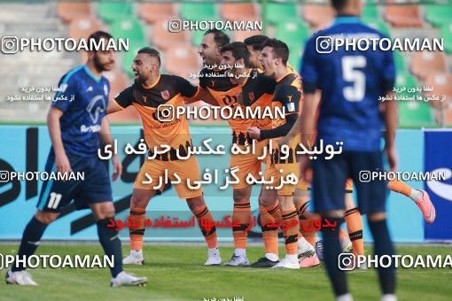 1562310, Tehran,Shahr Qods, , لیگ برتر فوتبال ایران، Persian Gulf Cup، Week 12، First Leg، Paykan 2 v 3 Mes Rafsanjan on 2021/01/20 at Azadi Stadium
