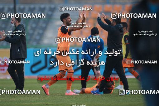 1562293, Tehran,Shahr Qods, , لیگ برتر فوتبال ایران، Persian Gulf Cup، Week 12، First Leg، Paykan 2 v 3 Mes Rafsanjan on 2021/01/20 at Azadi Stadium