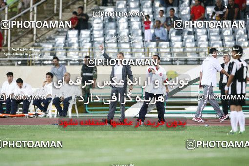 1565270, لیگ برتر فوتبال ایران، Persian Gulf Cup، Week 4، First Leg، 2009/08/28، Tehran، Azadi Stadium، Persepolis 1 - 0 Saba Qom