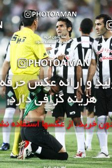 1565222, لیگ برتر فوتبال ایران، Persian Gulf Cup، Week 4، First Leg، 2009/08/28، Tehran، Azadi Stadium، Persepolis 1 - 0 Saba Qom