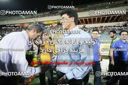 1565600, لیگ برتر فوتبال ایران، Persian Gulf Cup، Week 5، First Leg، 2009/09/07، Tehran، Azadi Stadium، Esteghlal 2 - ۱ Saipa