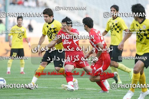 1566444, Tehran, Iran, لیگ برتر فوتبال ایران، Persian Gulf Cup، Week 10، First Leg، Persepolis 4 v 2 Fajr-e Sepasi Shiraz on 2009/10/07 at Azadi Stadium