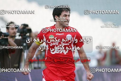 1566388, Tehran, Iran, لیگ برتر فوتبال ایران، Persian Gulf Cup، Week 10، First Leg، Persepolis 4 v 2 Fajr-e Sepasi Shiraz on 2009/10/07 at Azadi Stadium
