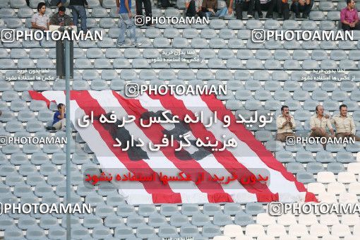 1566432, Tehran, Iran, لیگ برتر فوتبال ایران، Persian Gulf Cup، Week 10، First Leg، Persepolis 4 v 2 Fajr-e Sepasi Shiraz on 2009/10/07 at Azadi Stadium