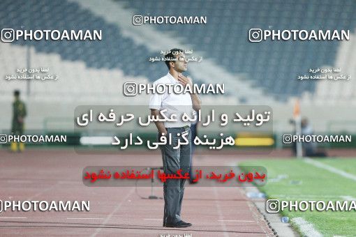1566459, Tehran, Iran, لیگ برتر فوتبال ایران، Persian Gulf Cup، Week 10، First Leg، Persepolis 4 v 2 Fajr-e Sepasi Shiraz on 2009/10/07 at Azadi Stadium