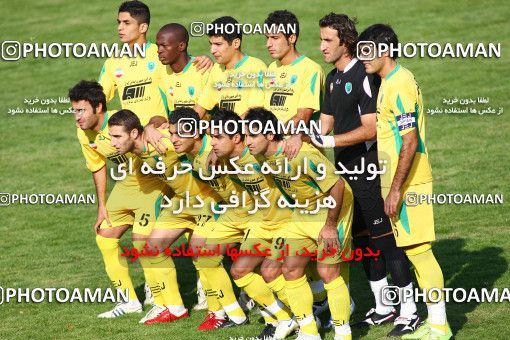 1566492, Tehran, Iran, لیگ برتر فوتبال ایران، Persian Gulf Cup، Week 12، Going Play، Rah Ahan 1 v 2 Shahin Boushehr on 2009/10/22 at Ekbatan Stadium
