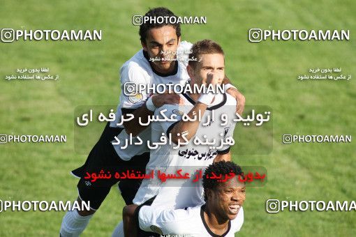 1566483, Tehran, Iran, لیگ برتر فوتبال ایران، Persian Gulf Cup، Week 12، Going Play، Rah Ahan 1 v 2 Shahin Boushehr on 2009/10/22 at Ekbatan Stadium