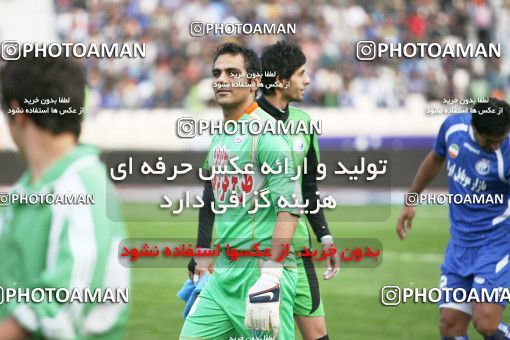 1566753, Tehran, Iran, لیگ برتر فوتبال ایران، Persian Gulf Cup، Week 13، First Leg، Esteghlal 1 v 1 Saba Qom on 2009/10/23 at Azadi Stadium