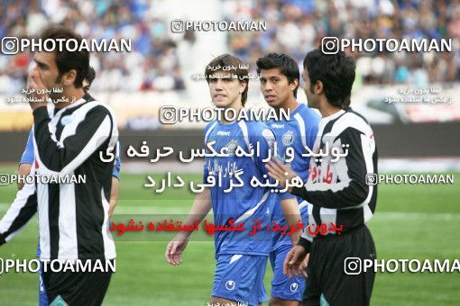 1566770, لیگ برتر فوتبال ایران، Persian Gulf Cup، Week 13، First Leg، 2009/10/23، Tehran، Azadi Stadium، Esteghlal 1 - ۱ Saba Qom