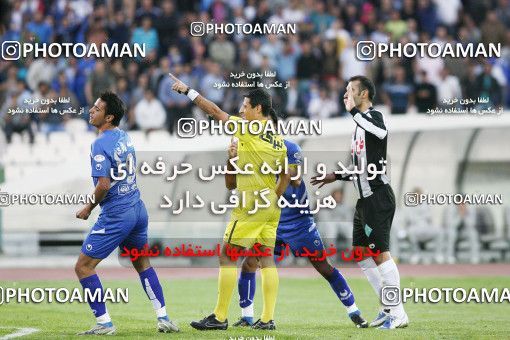 1566751, Tehran, Iran, لیگ برتر فوتبال ایران، Persian Gulf Cup، Week 13، First Leg، Esteghlal 1 v 1 Saba Qom on 2009/10/23 at Azadi Stadium