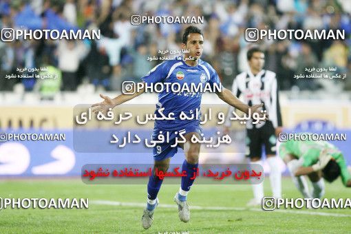 1566699, Tehran, Iran, لیگ برتر فوتبال ایران، Persian Gulf Cup، Week 13، First Leg، Esteghlal 1 v 1 Saba Qom on 2009/10/23 at Azadi Stadium