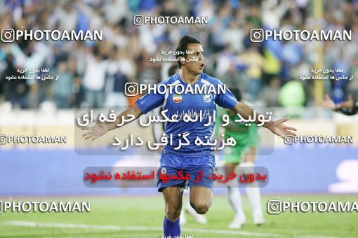 1566787, Tehran, Iran, لیگ برتر فوتبال ایران، Persian Gulf Cup، Week 13، First Leg، Esteghlal 1 v 1 Saba Qom on 2009/10/23 at Azadi Stadium