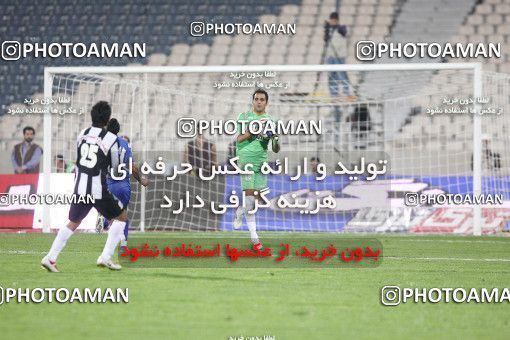 1566732, Tehran, Iran, لیگ برتر فوتبال ایران، Persian Gulf Cup، Week 13، First Leg، Esteghlal 1 v 1 Saba Qom on 2009/10/23 at Azadi Stadium