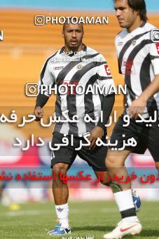 1566671, Tehran, Iran, لیگ برتر فوتبال ایران، Persian Gulf Cup، Week 14، First Leg، Rah Ahan 0 v 1 Sepahan on 2009/10/26 at Ekbatan Stadium