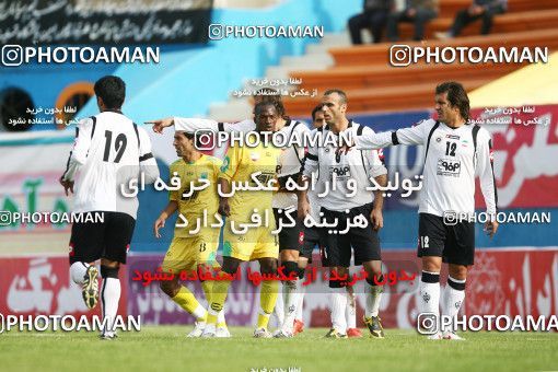1566643, Tehran, Iran, لیگ برتر فوتبال ایران، Persian Gulf Cup، Week 14، First Leg، Rah Ahan 0 v 1 Sepahan on 2009/10/26 at Ekbatan Stadium