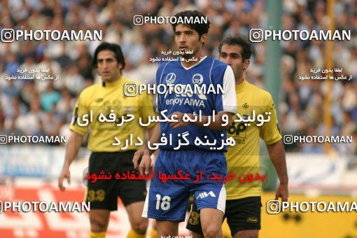 1569496, Tehran, , لیگ برتر فوتبال ایران، Persian Gulf Cup، Week 24، Second Leg، Esteghlal 2 v 1 Sepahan on 2004/04/12 at Azadi Stadium