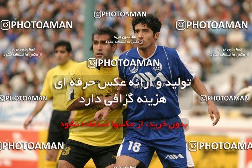 1569756, Tehran, , لیگ برتر فوتبال ایران، Persian Gulf Cup، Week 24، Second Leg، Esteghlal 2 v 1 Sepahan on 2004/04/12 at Azadi Stadium