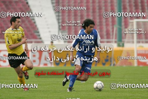 1569721, Tehran, , لیگ برتر فوتبال ایران، Persian Gulf Cup، Week 24، Second Leg، Esteghlal 2 v 1 Sepahan on 2004/04/12 at Azadi Stadium