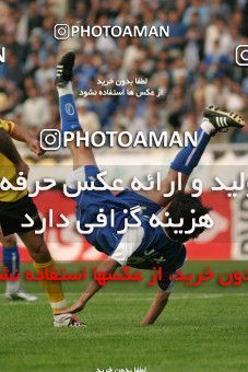1569697, Tehran, , لیگ برتر فوتبال ایران، Persian Gulf Cup، Week 24، Second Leg، Esteghlal 2 v 1 Sepahan on 2004/04/12 at Azadi Stadium