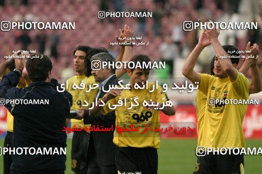 1569621, Tehran, , لیگ برتر فوتبال ایران، Persian Gulf Cup، Week 24، Second Leg، Esteghlal 2 v 1 Sepahan on 2004/04/12 at Azadi Stadium