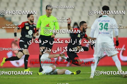 1571697, Tehran, Iran, لیگ برتر فوتبال ایران، Persian Gulf Cup، Week 13، First Leg، Persepolis 2 v 1 Mashin Sazi Tabriz on 2021/01/30 at Azadi Stadium