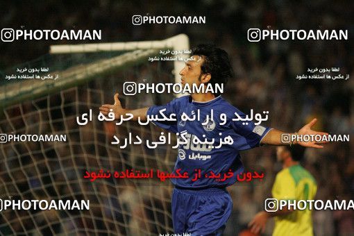 1573960, Tehran, , لیگ برتر فوتبال ایران، Persian Gulf Cup، Week 6، First Leg، Esteghlal 3 v 0 Rah Ahan on 2005/10/03 at Azadi Stadium