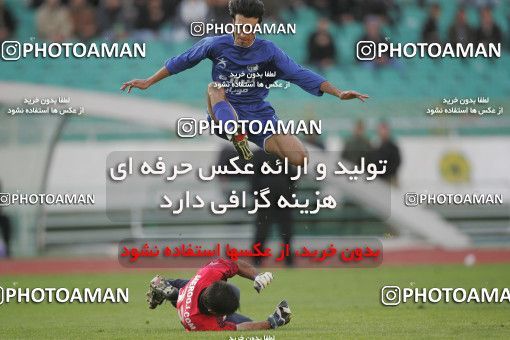 1574443, Tehran, , لیگ برتر فوتبال ایران، Persian Gulf Cup، Week 21، Second Leg، Rah Ahan 1 v 2 Esteghlal on 2006/02/06 at Azadi Stadium