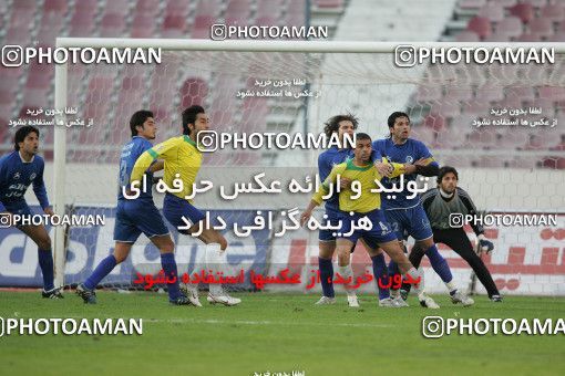 1574504, Tehran, , لیگ برتر فوتبال ایران، Persian Gulf Cup، Week 21، Second Leg، Rah Ahan 1 v 2 Esteghlal on 2006/02/06 at Azadi Stadium