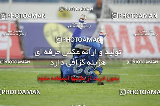 1574454, Tehran, , لیگ برتر فوتبال ایران، Persian Gulf Cup، Week 21، Second Leg، Rah Ahan 1 v 2 Esteghlal on 2006/02/06 at Azadi Stadium