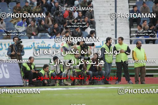 1574503, Tehran, , لیگ برتر فوتبال ایران، Persian Gulf Cup، Week 21، Second Leg، Rah Ahan 1 v 2 Esteghlal on 2006/02/06 at Azadi Stadium