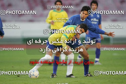 1574524, Tehran, , لیگ برتر فوتبال ایران، Persian Gulf Cup، Week 21، Second Leg، Rah Ahan 1 v 2 Esteghlal on 2006/02/06 at Azadi Stadium
