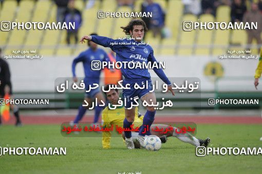 1574542, Tehran, , لیگ برتر فوتبال ایران، Persian Gulf Cup، Week 21، Second Leg، Rah Ahan 1 v 2 Esteghlal on 2006/02/06 at Azadi Stadium