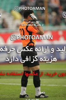 1575376, Tehran, Iran, لیگ برتر فوتبال ایران، Persian Gulf Cup، Week 18، Second Leg، Persepolis 1 v 2 Pas on 2006/01/10 at Azadi Stadium