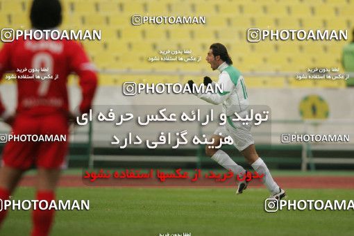1575241, Tehran, Iran, لیگ برتر فوتبال ایران، Persian Gulf Cup، Week 18، Second Leg، Persepolis 1 v 2 Pas on 2006/01/10 at Azadi Stadium