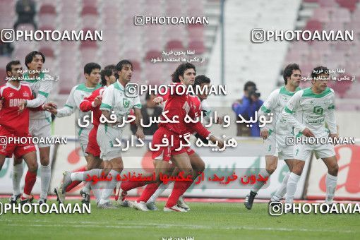 1575132, Tehran, Iran, لیگ برتر فوتبال ایران، Persian Gulf Cup، Week 18، Second Leg، Persepolis 1 v 2 Pas on 2006/01/10 at Azadi Stadium