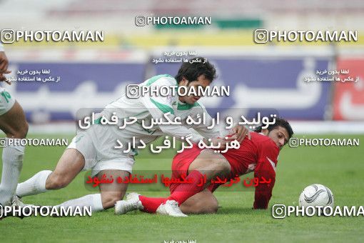1575264, Tehran, Iran, لیگ برتر فوتبال ایران، Persian Gulf Cup، Week 18، Second Leg، Persepolis 1 v 2 Pas on 2006/01/10 at Azadi Stadium