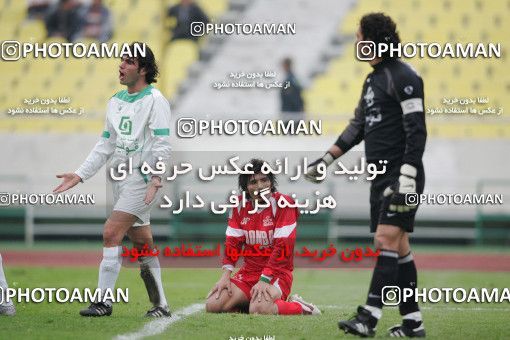 1575109, Tehran, Iran, لیگ برتر فوتبال ایران، Persian Gulf Cup، Week 18، Second Leg، Persepolis 1 v 2 Pas on 2006/01/10 at Azadi Stadium
