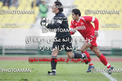 1575107, Tehran, Iran, لیگ برتر فوتبال ایران، Persian Gulf Cup، Week 18، Second Leg، Persepolis 1 v 2 Pas on 2006/01/10 at Azadi Stadium