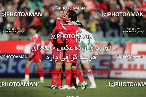 1574870, Tehran, , لیگ برتر فوتبال ایران، Persian Gulf Cup، Week 19، Second Leg، Persepolis 2 v 1 Shamoushak Noshahr on 2006/01/20 at Azadi Stadium
