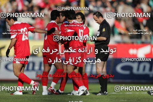 1574908, Tehran, , لیگ برتر فوتبال ایران، Persian Gulf Cup، Week 19، Second Leg، Persepolis 2 v 1 Shamoushak Noshahr on 2006/01/20 at Azadi Stadium