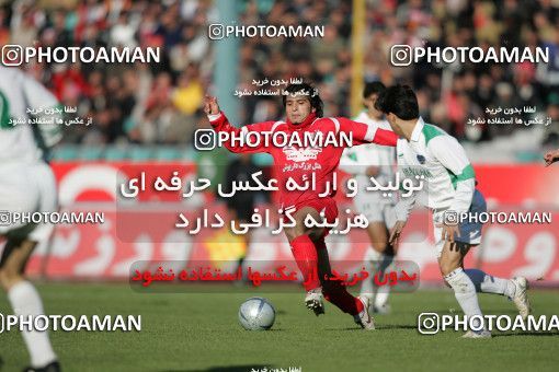 1574913, Tehran, , لیگ برتر فوتبال ایران، Persian Gulf Cup، Week 19، Second Leg، Persepolis 2 v 1 Shamoushak Noshahr on 2006/01/20 at Azadi Stadium