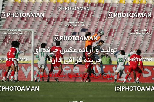1575004, Tehran, , لیگ برتر فوتبال ایران، Persian Gulf Cup، Week 19، Second Leg، Persepolis 2 v 1 Shamoushak Noshahr on 2006/01/20 at Azadi Stadium