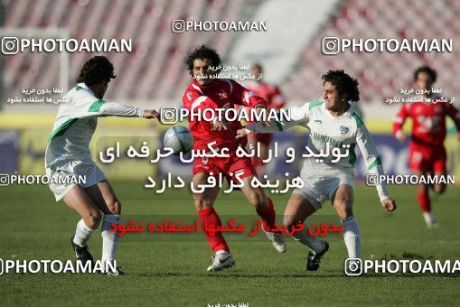 1575050, Tehran, , لیگ برتر فوتبال ایران، Persian Gulf Cup، Week 19، Second Leg، Persepolis 2 v 1 Shamoushak Noshahr on 2006/01/20 at Azadi Stadium