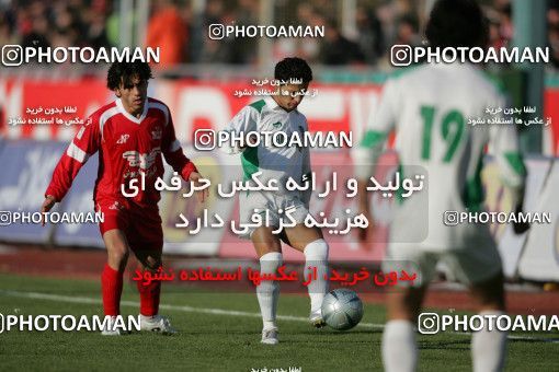 1574890, Tehran, , لیگ برتر فوتبال ایران، Persian Gulf Cup، Week 19، Second Leg، Persepolis 2 v 1 Shamoushak Noshahr on 2006/01/20 at Azadi Stadium