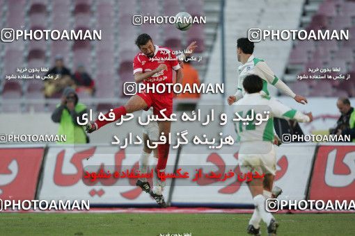 1575084, Tehran, , لیگ برتر فوتبال ایران، Persian Gulf Cup، Week 19، Second Leg، Persepolis 2 v 1 Shamoushak Noshahr on 2006/01/20 at Azadi Stadium