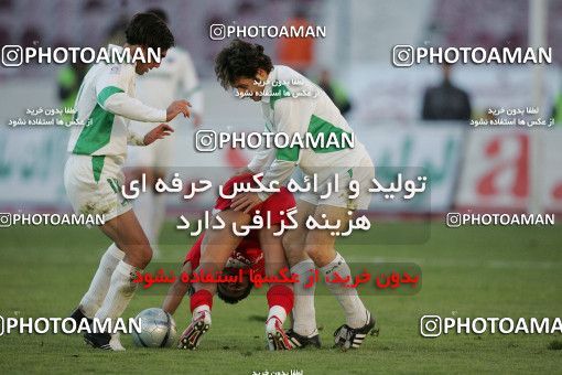 1575039, Tehran, , لیگ برتر فوتبال ایران، Persian Gulf Cup، Week 19، Second Leg، Persepolis 2 v 1 Shamoushak Noshahr on 2006/01/20 at Azadi Stadium