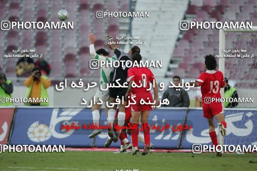 1575069, Tehran, , لیگ برتر فوتبال ایران، Persian Gulf Cup، Week 19، Second Leg، Persepolis 2 v 1 Shamoushak Noshahr on 2006/01/20 at Azadi Stadium