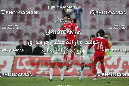 1574906, Tehran, , لیگ برتر فوتبال ایران، Persian Gulf Cup، Week 19، Second Leg، Persepolis 2 v 1 Shamoushak Noshahr on 2006/01/20 at Azadi Stadium